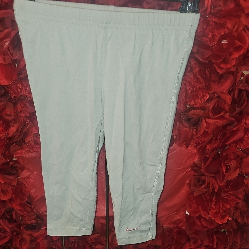 Nike Girls Soft Grey Leggings Size 6X